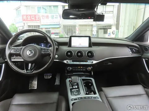 Kia Stinger