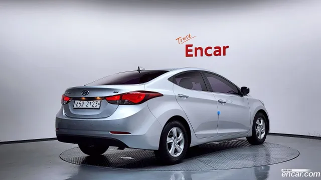 Hyundai Elantra (Avante)