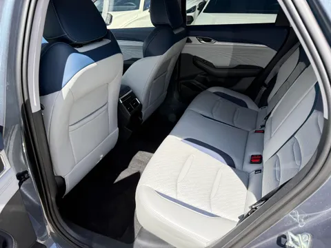 Geely Preface (Xingrui)