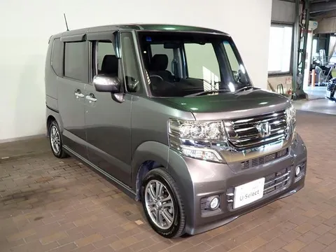 Honda N-BOX Custom
