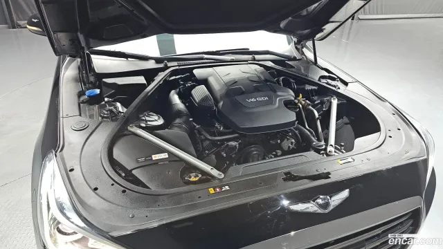 Genesis G90 (EQ900)