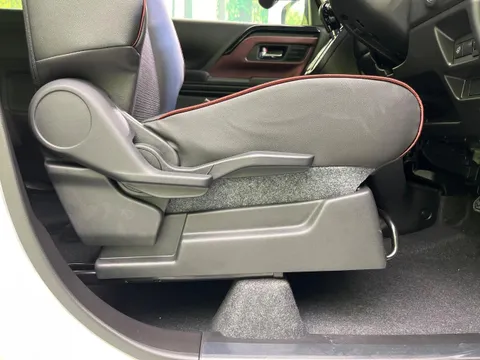 Suzuki Spacia Custom