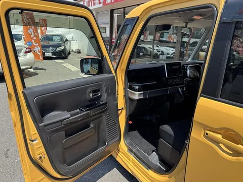 Suzuki Spacia Custom