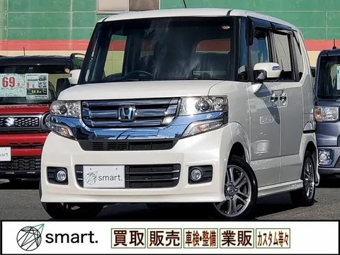 Honda N-BOX Custom