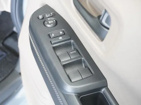 Honda N-BOX Joy