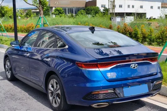 Hyundai Lafesta