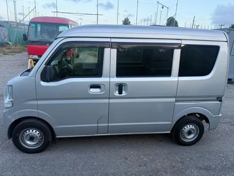 Nissan Clipper