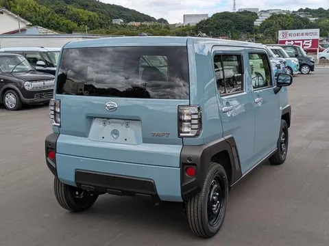 Daihatsu Taft