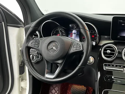 Mercedes-Benz Mercedes-Benz GLC