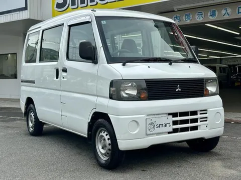 Mitsubishi Minicab Van