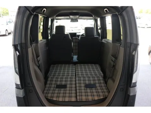 Honda N-BOX Joy