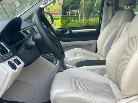 Maxus G10