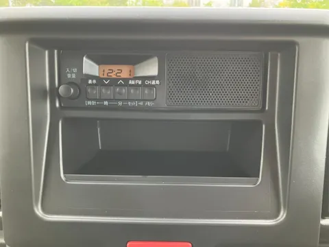 Nissan Clipper Van