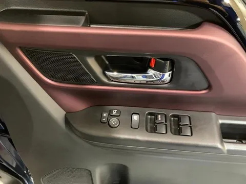 Suzuki Spacia Custom