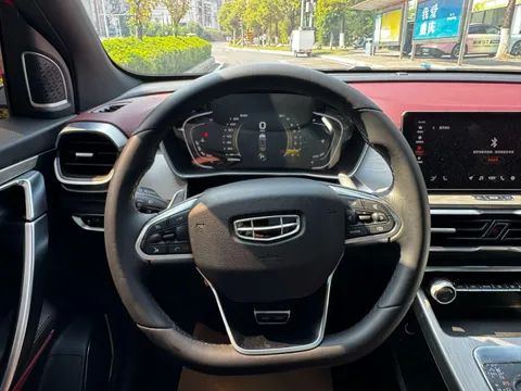 Geely Coolray (Binyue)