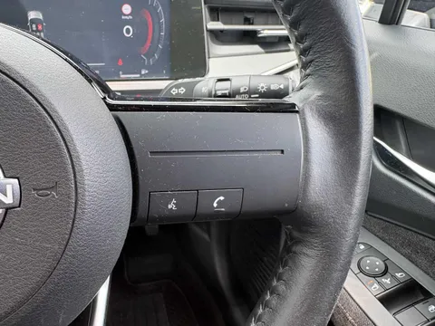 Nissan Note Aura