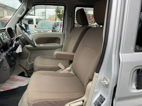 Nissan Clipper
