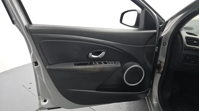 Renault SM3