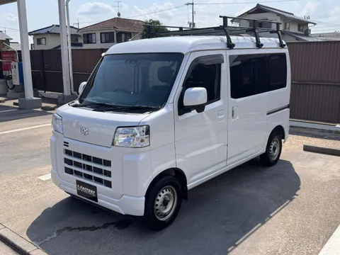 Toyota Pixis Van