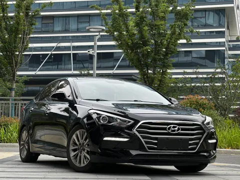 Hyundai Mistra