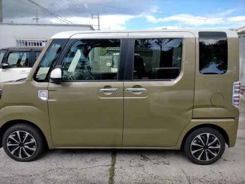 Daihatsu Wake