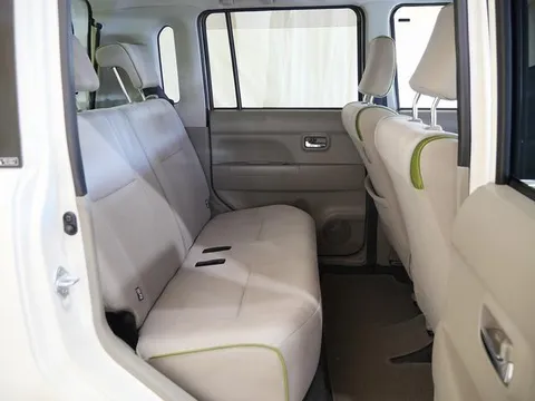 Toyota Pixis Space