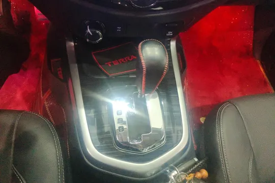Nissan Terra
