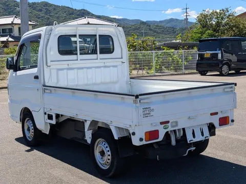 Nissan Clipper Truck