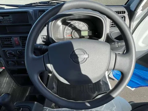 Nissan Clipper Truck