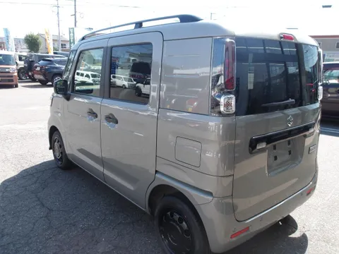 Suzuki Spacia Base