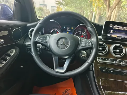 Mercedes-Benz Mercedes-Benz GLC