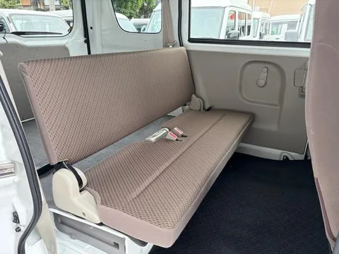 Nissan Clipper