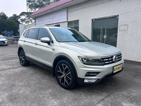 Volkswagen Tiguan L
