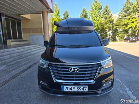 Hyundai Grand Starex