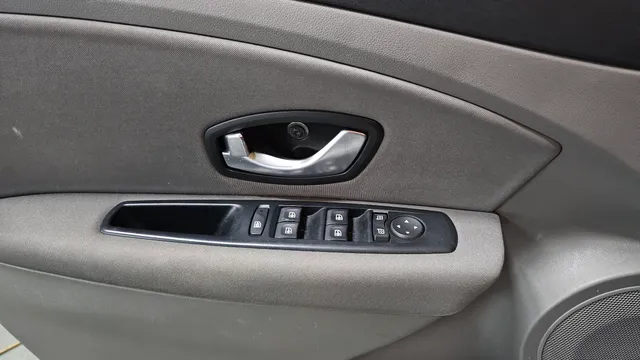 Renault SM3