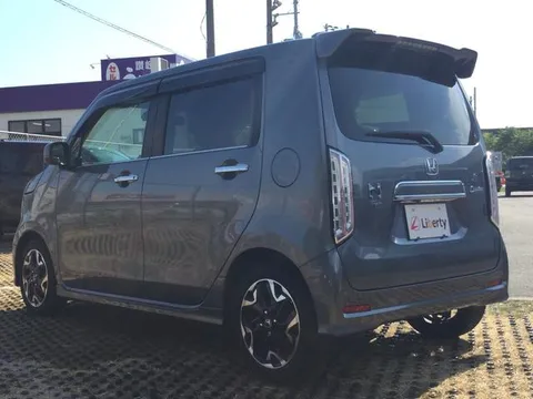 Honda N-WGN Custom