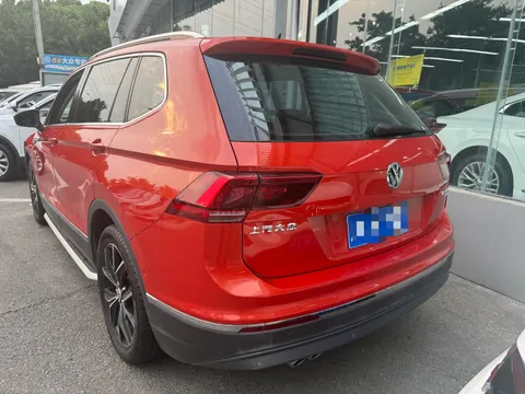 Volkswagen Tiguan L