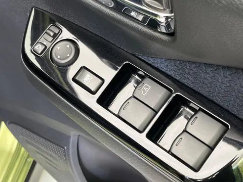 Mitsubishi eK X