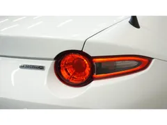 Mazda MX-5 (Roadster)