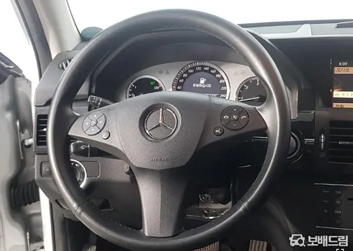 Mercedes-Benz GLK-Class