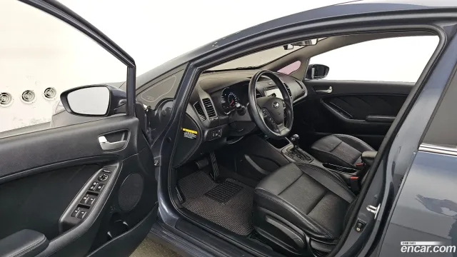 Kia Cerato (K3)