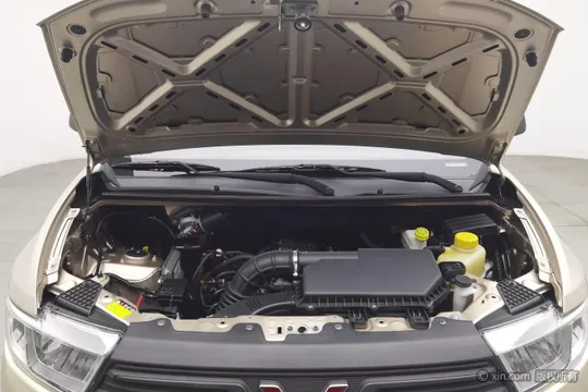 Wuling Hongguang V