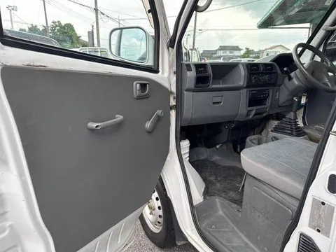 Nissan Clipper Truck