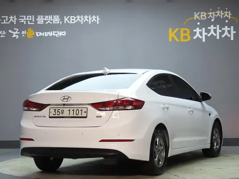 Hyundai Elantra (Avante)