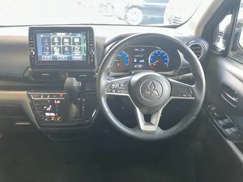 Mitsubishi eK X