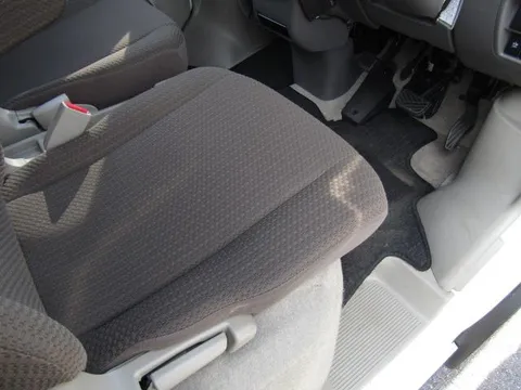 Mitsubishi Minicab Van