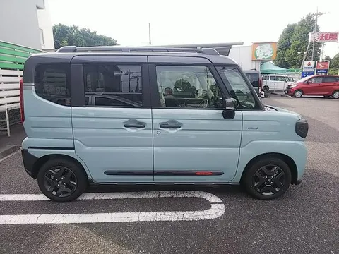 Suzuki Spacia Gear