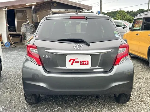 Toyota Yaris (Vitz)