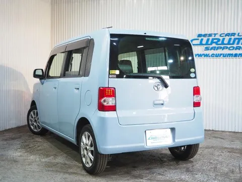 Toyota Pixis Space