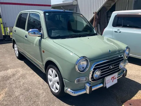 Daihatsu Mira Gino 1000